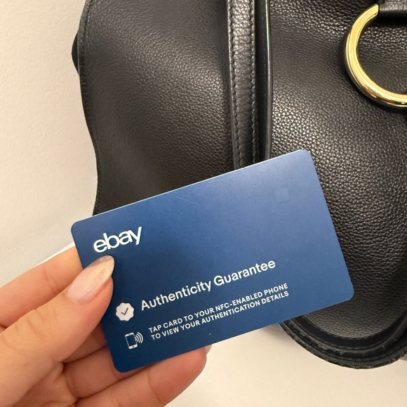 Chloe The Faye Large Leather Tote Bag. - Picture 9 of 11